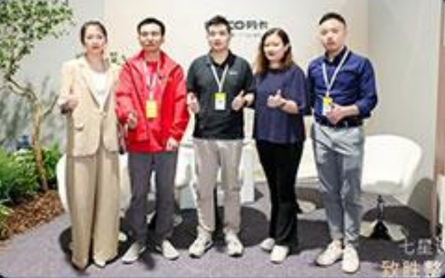 梦想读书站 · 一群家居人
